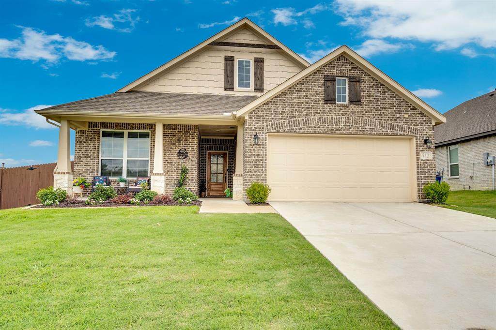 712 Ascot Court - Photo 1