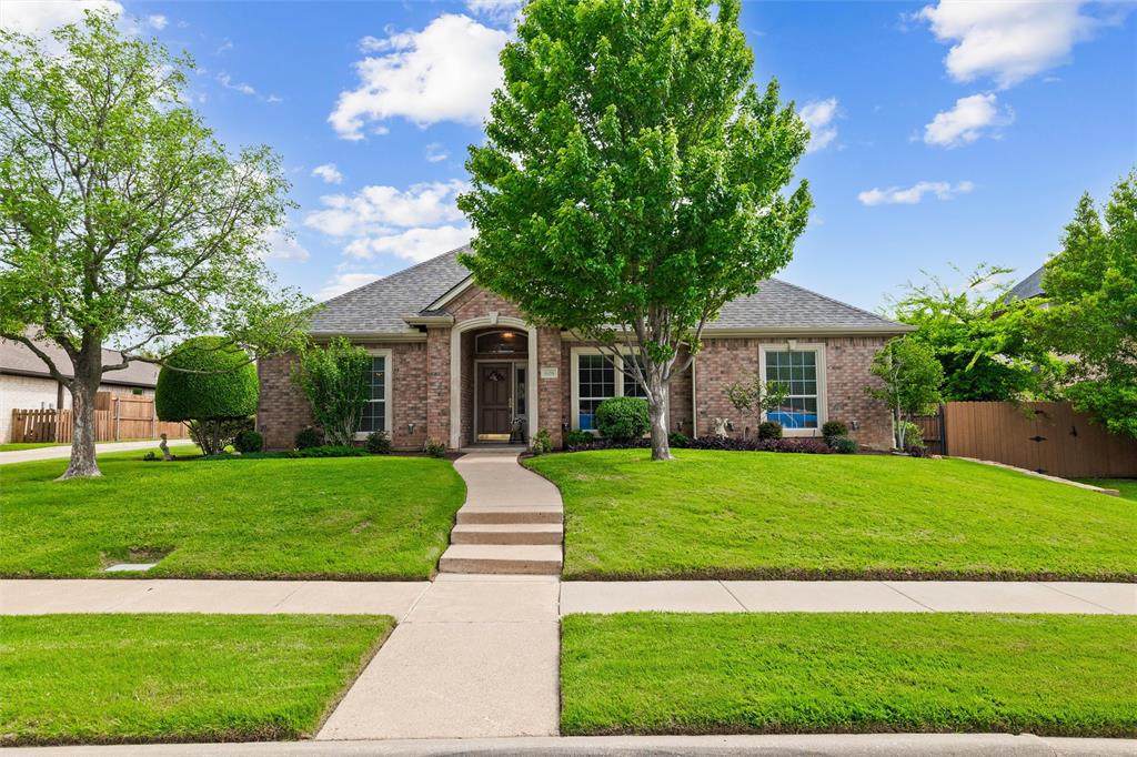 608 Bridlewood - Photo 1