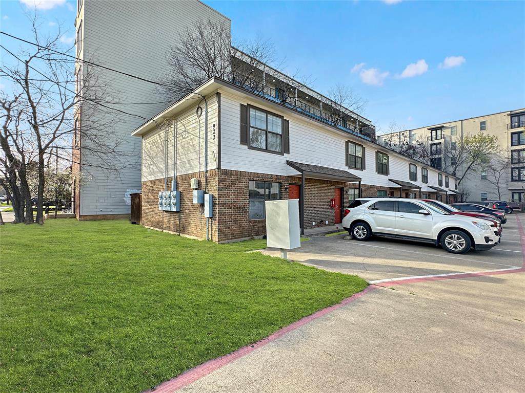 922 Fannin Street - Photo 1
