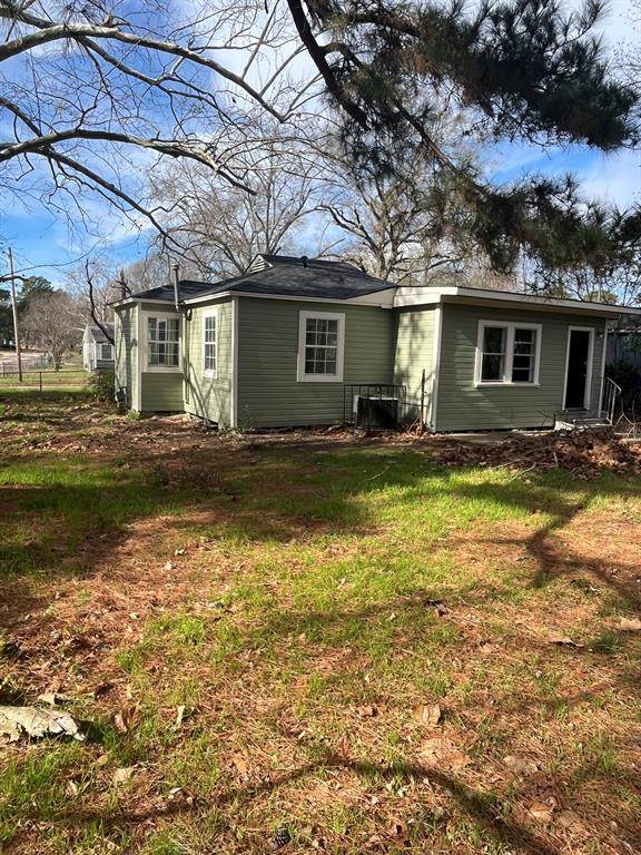 6017 Canal Boulevard - Photo 1