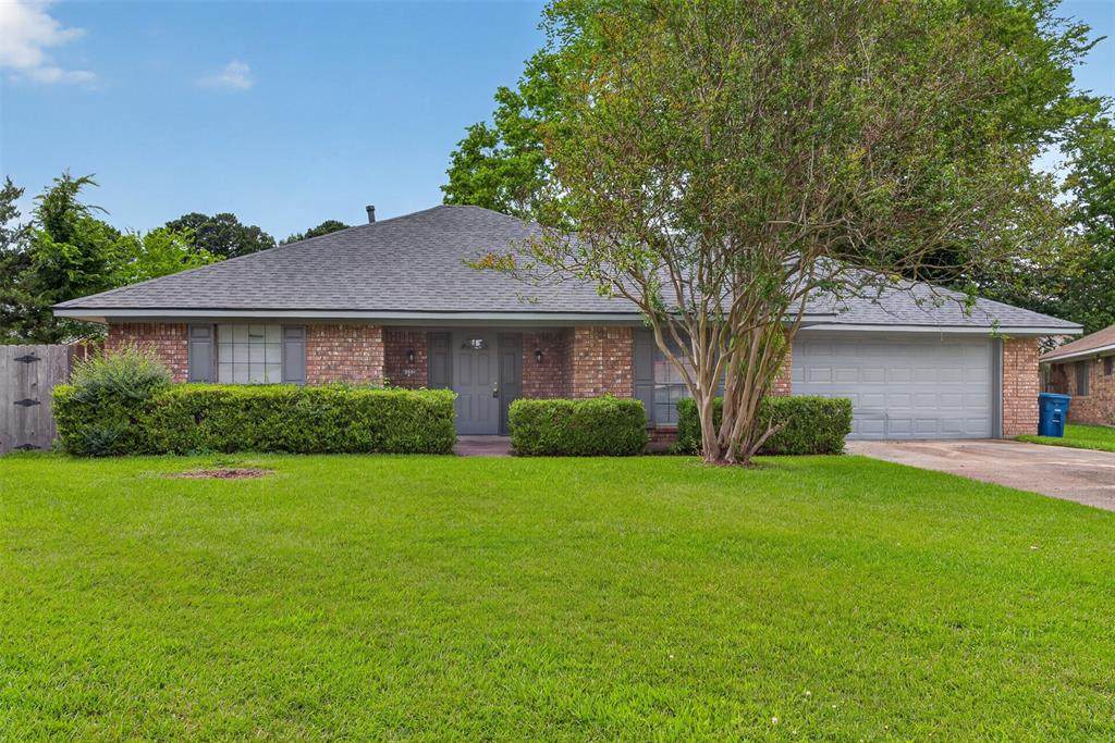 6152 Fairington Court - Photo 1