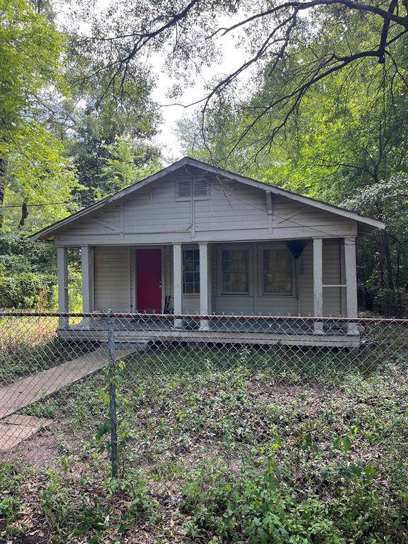 501 Sassafras Avenue - Photo 1