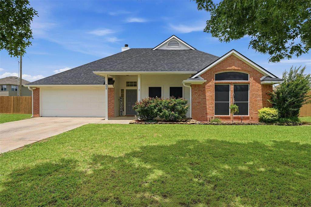 806 Birch Circle - Photo 1