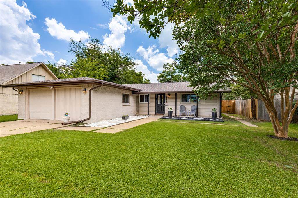 817 Kingswood Avenue - Photo 1