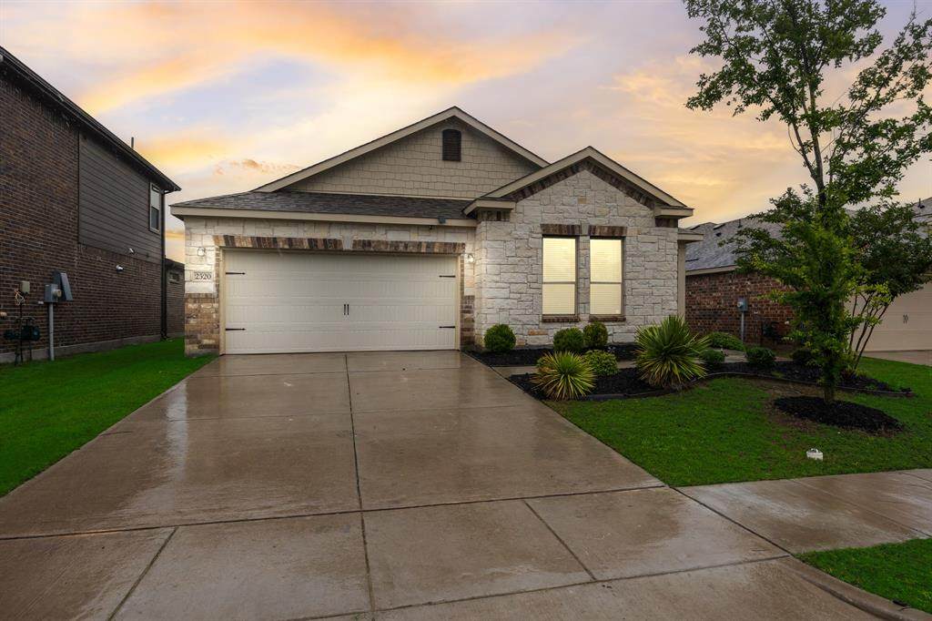 2520 Walker Avenue - Photo 1