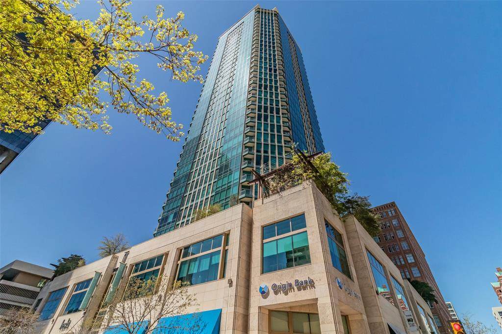 500 Throckmorton Street - Photo 1
