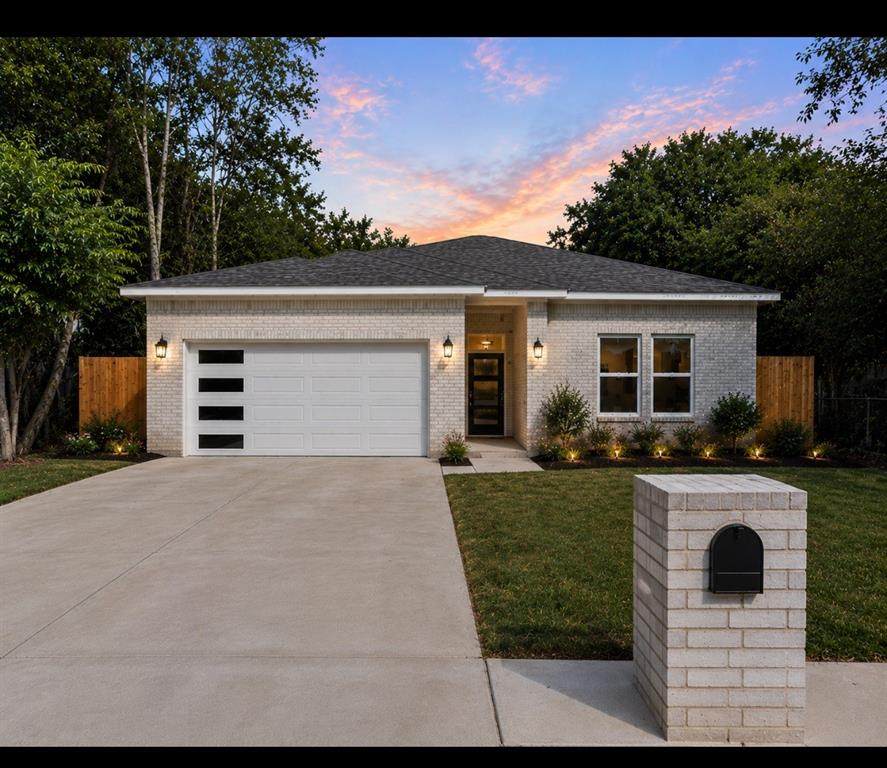 4715 Ramey Avenue - Photo 1