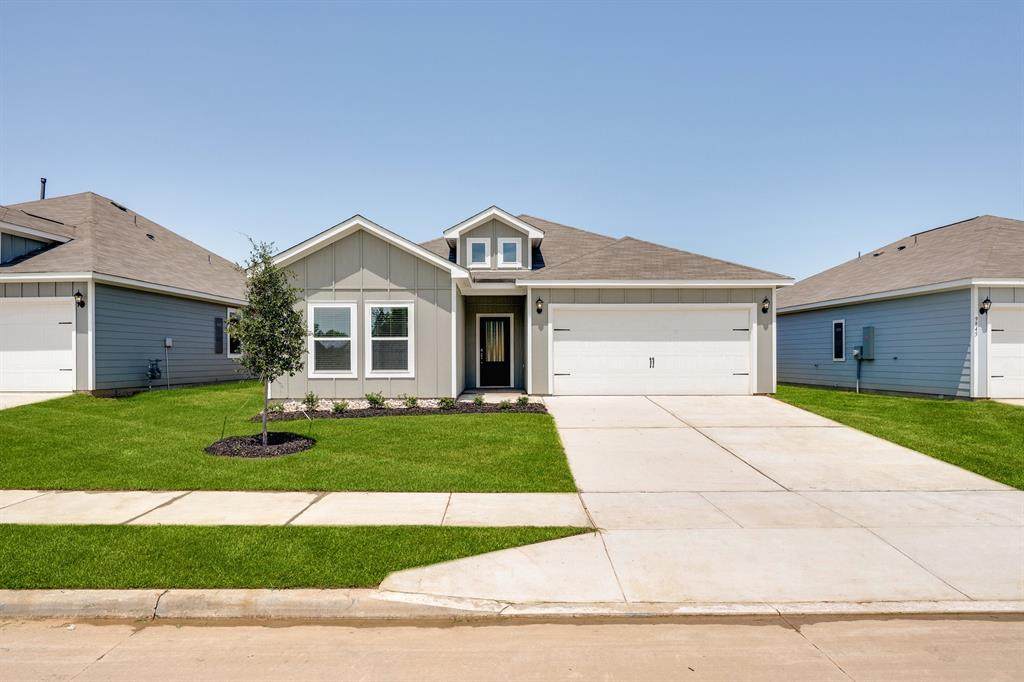 1548 Harvester Drive - Photo 1