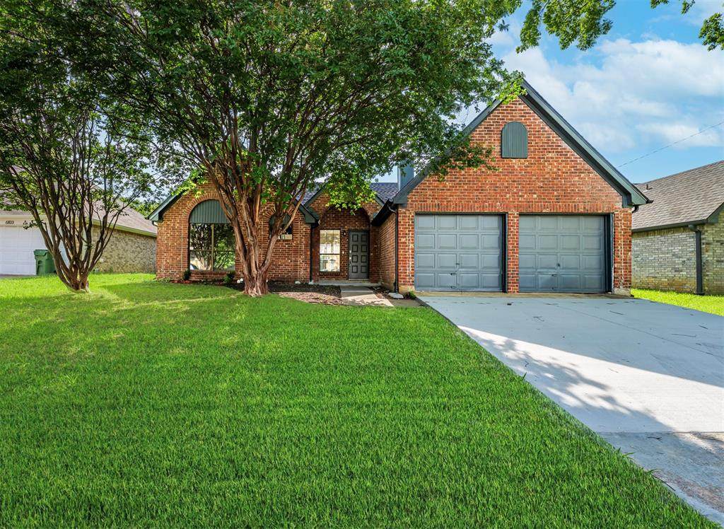 6105 Meadowside Trail - Photo 1