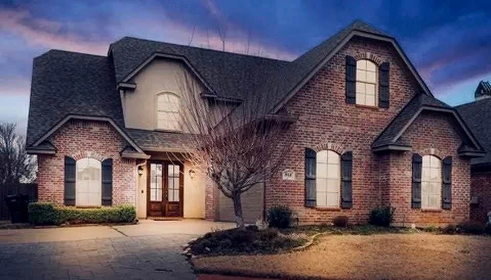 814 Dumaine Drive - Photo 1