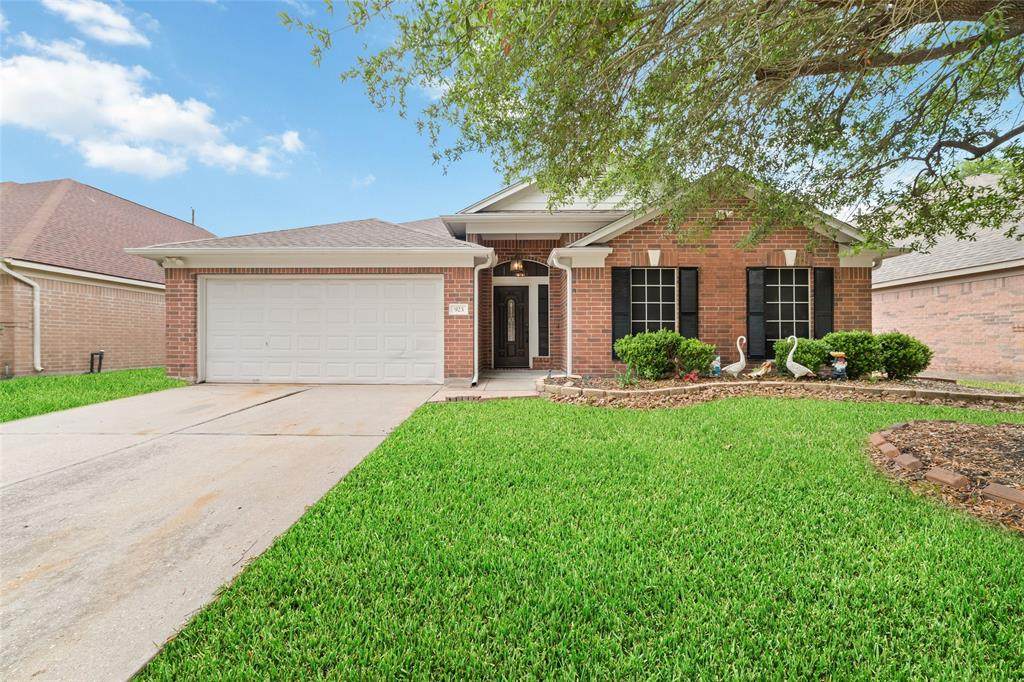 923 Sky Drive - Photo 1