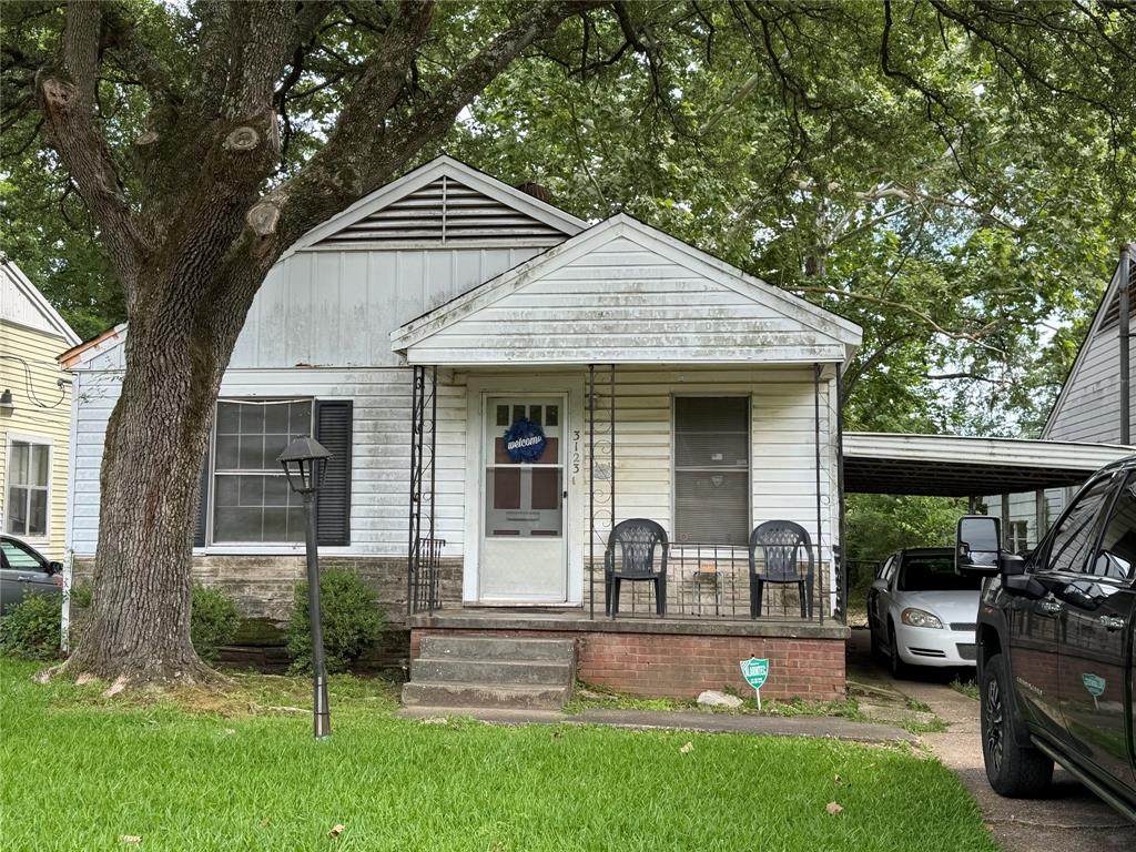 3123 Desoto Street - Photo 1