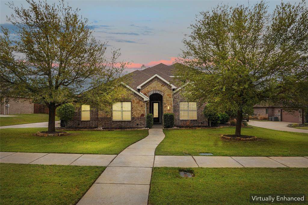 235 Williamsburg Lane - Photo 1