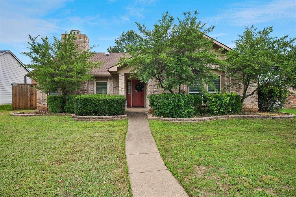 3017 Newcastle Court - Photo 1