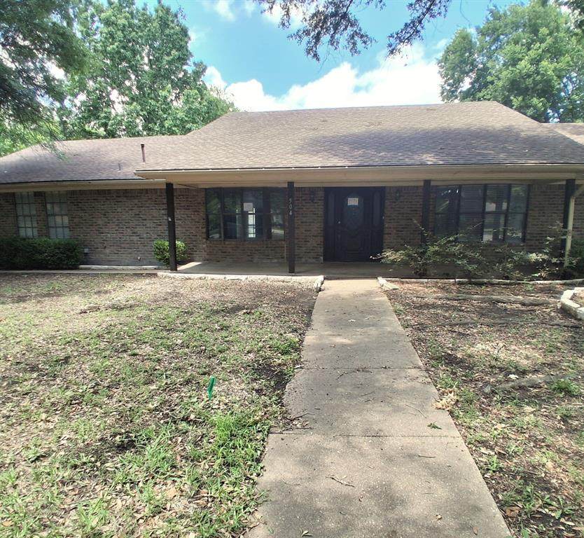 504 Gaddy Street - Photo 1