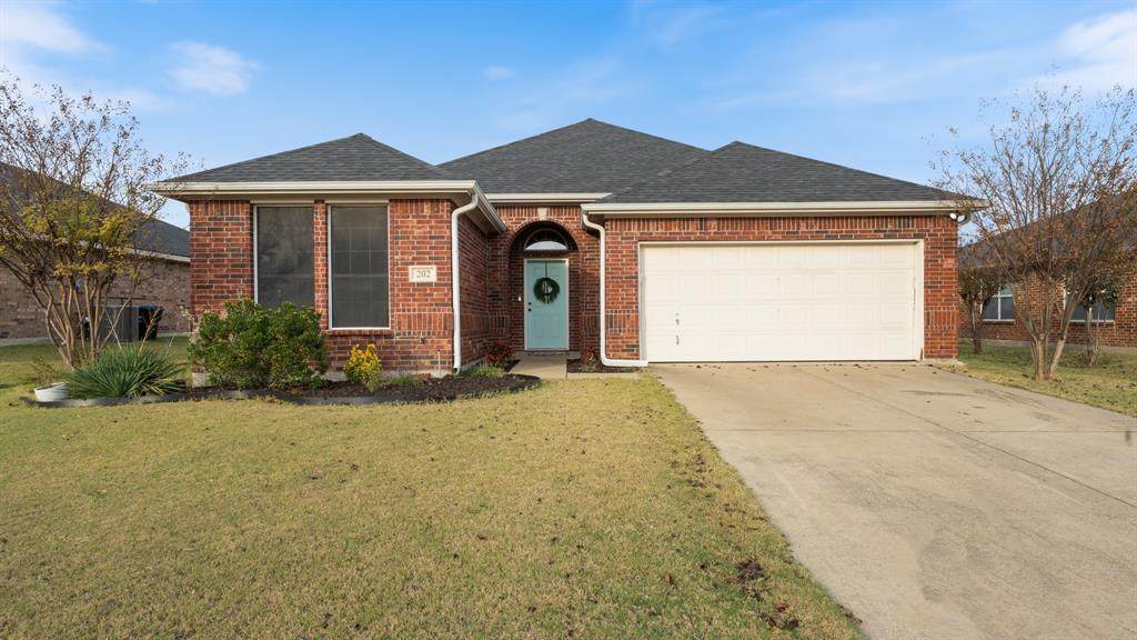 202 Angelina Drive - Photo 1
