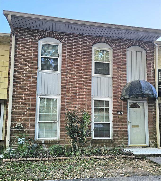 229 Stephenson Street - Photo 1