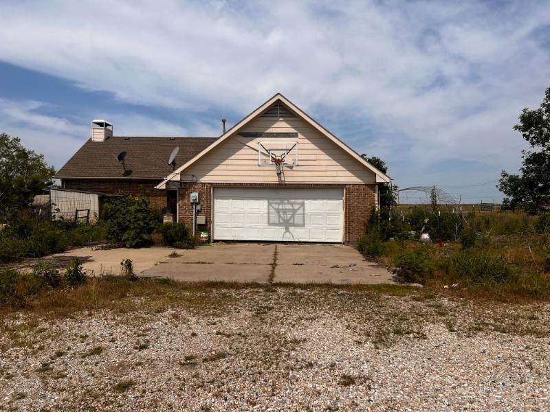 1823 County Road 596 - Photo 1