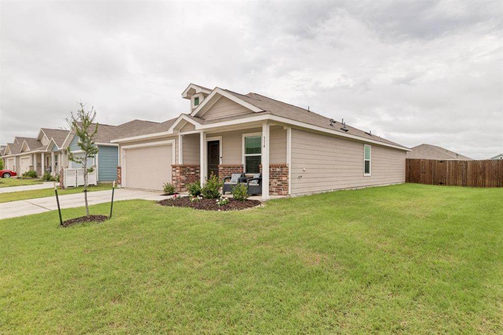 314 Ashbrook Way - Photo 1