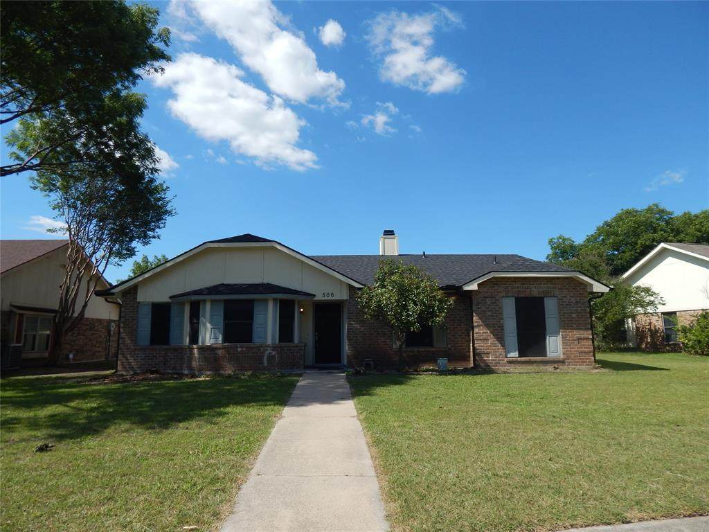 506 Redwood Drive - Photo 1