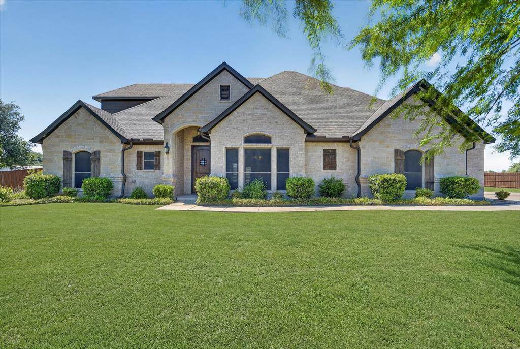 2000 Adams Lane - Photo 1