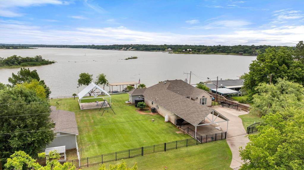 3226 Sunrise Court - Photo 1