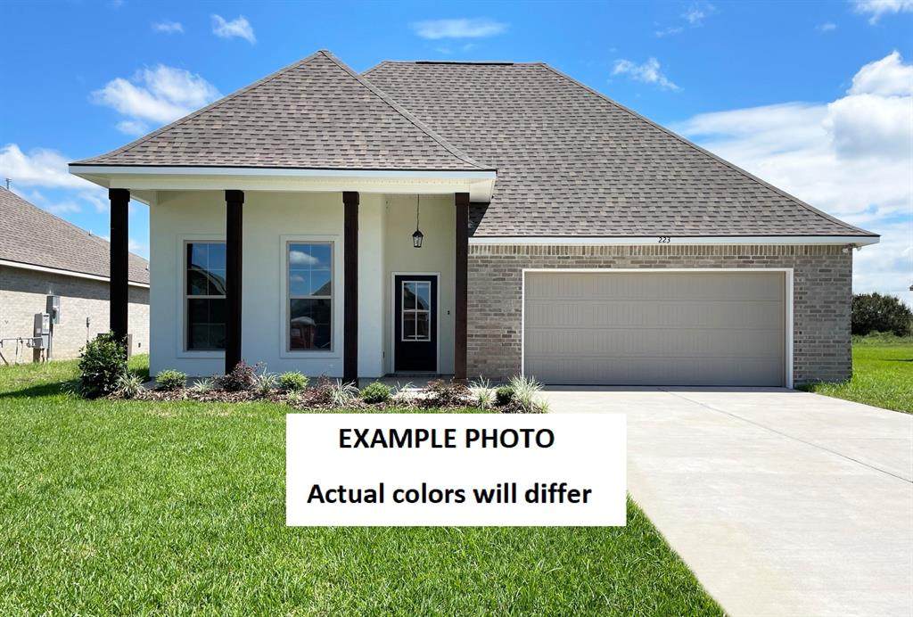 744 Crewe Lane - Photo 1