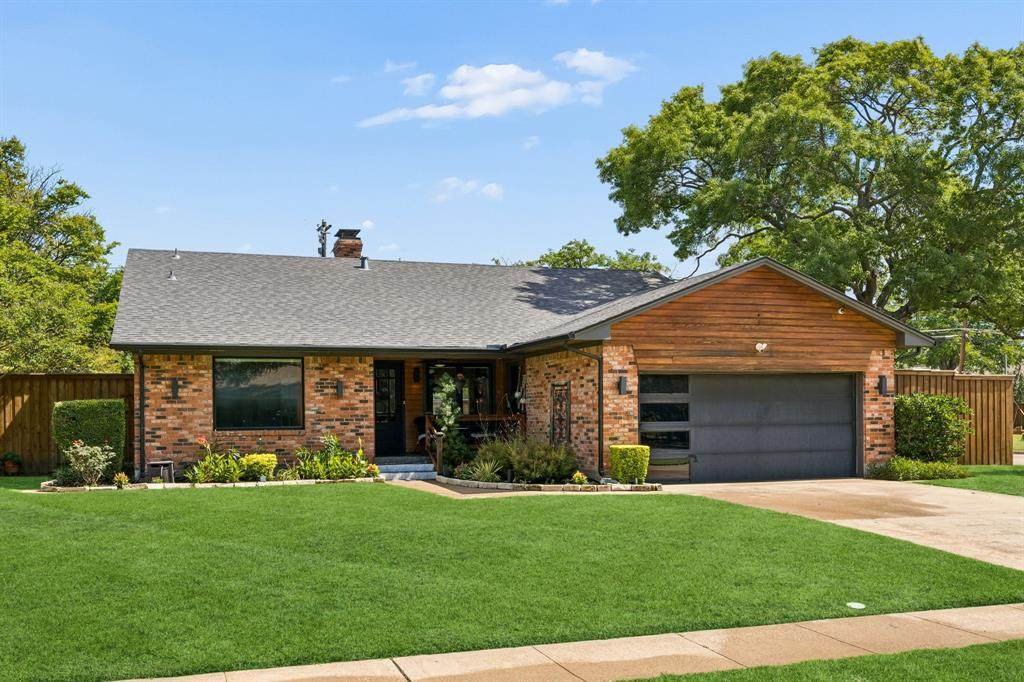 3039 Sharpview Lane - Photo 1