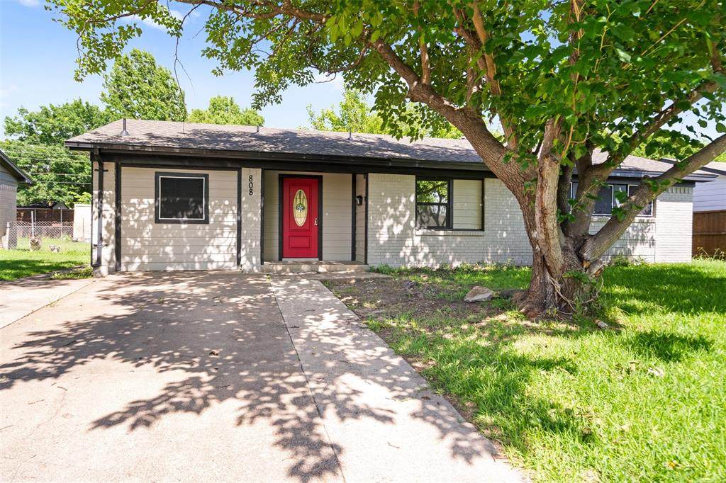 808 Bluebonnet Lane - Photo 1