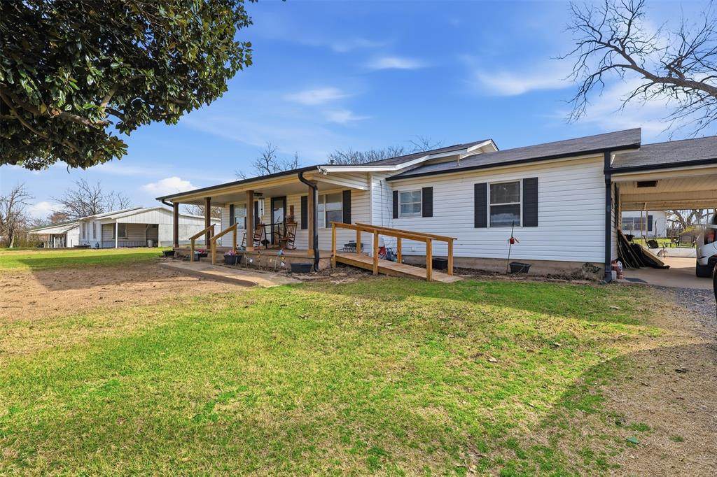 152 County Road 4310 - Photo 1