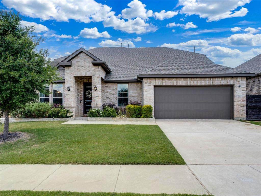 1021 Daylily Drive - Photo 1