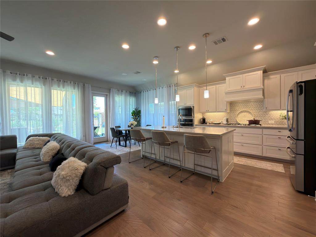 https://bt-photos.global.ssl.fastly.net/ntreis/orig_boomver_1_21289031-2.jpg