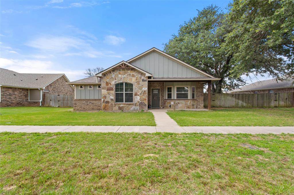 13835 County Road 4200 - Photo 1