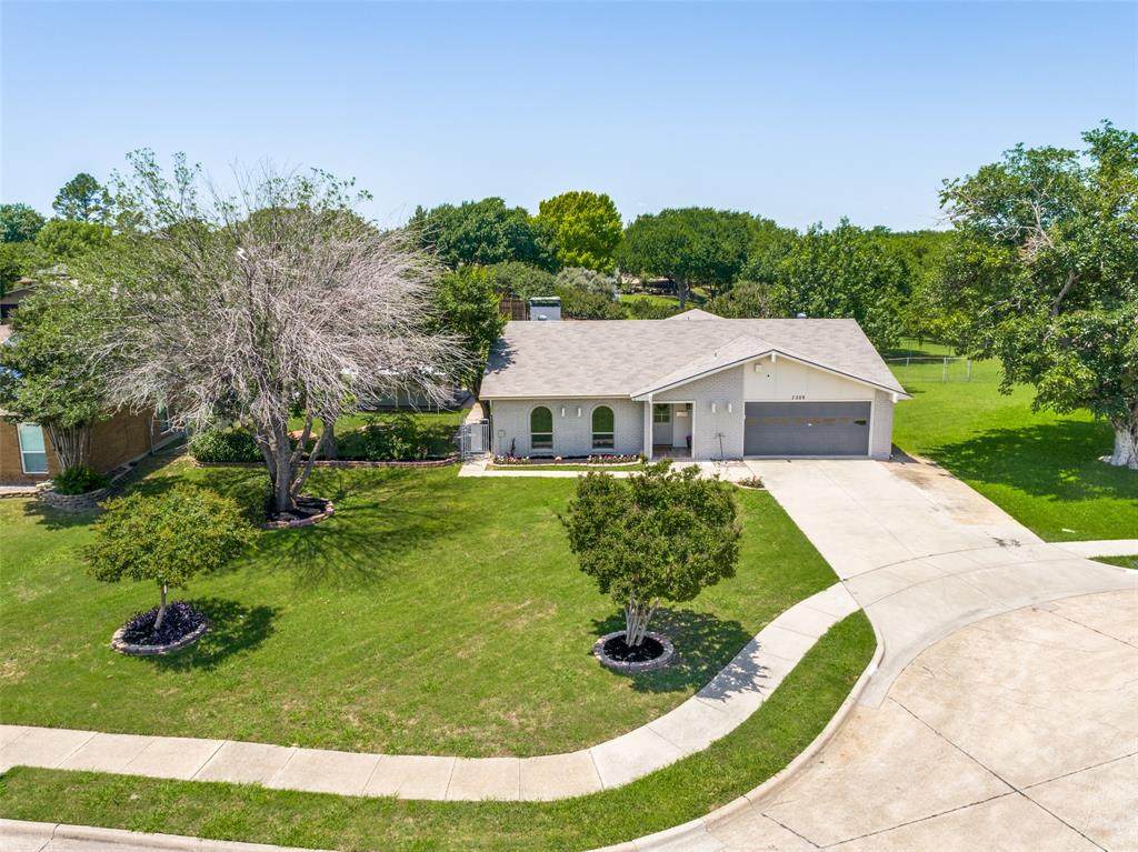 7208 Langley Court - Photo 1