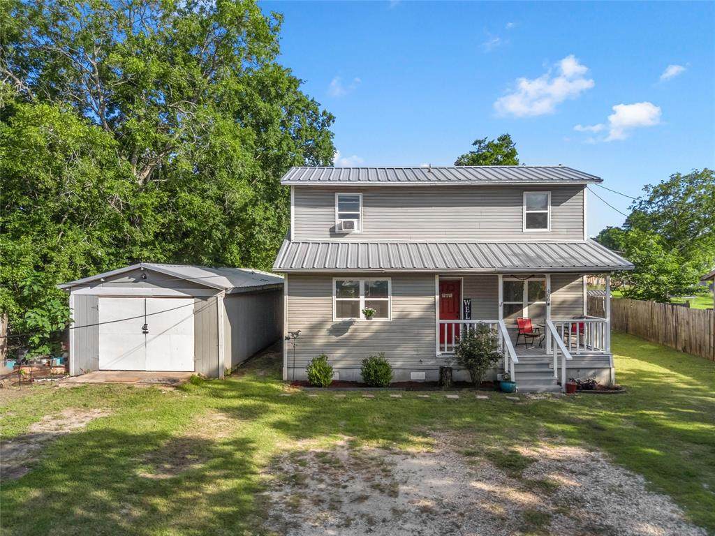 406 Adams Street - Photo 1