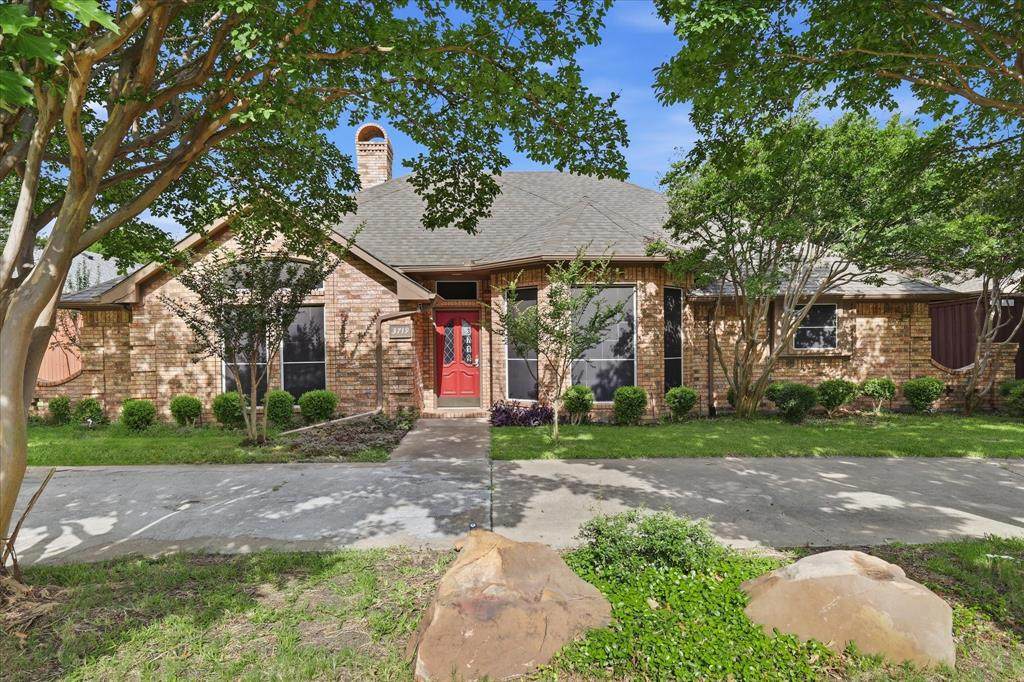 3719 Kelly Boulevard - Photo 1