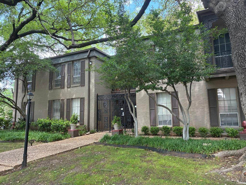 4205 Avondale Avenue - Photo 1