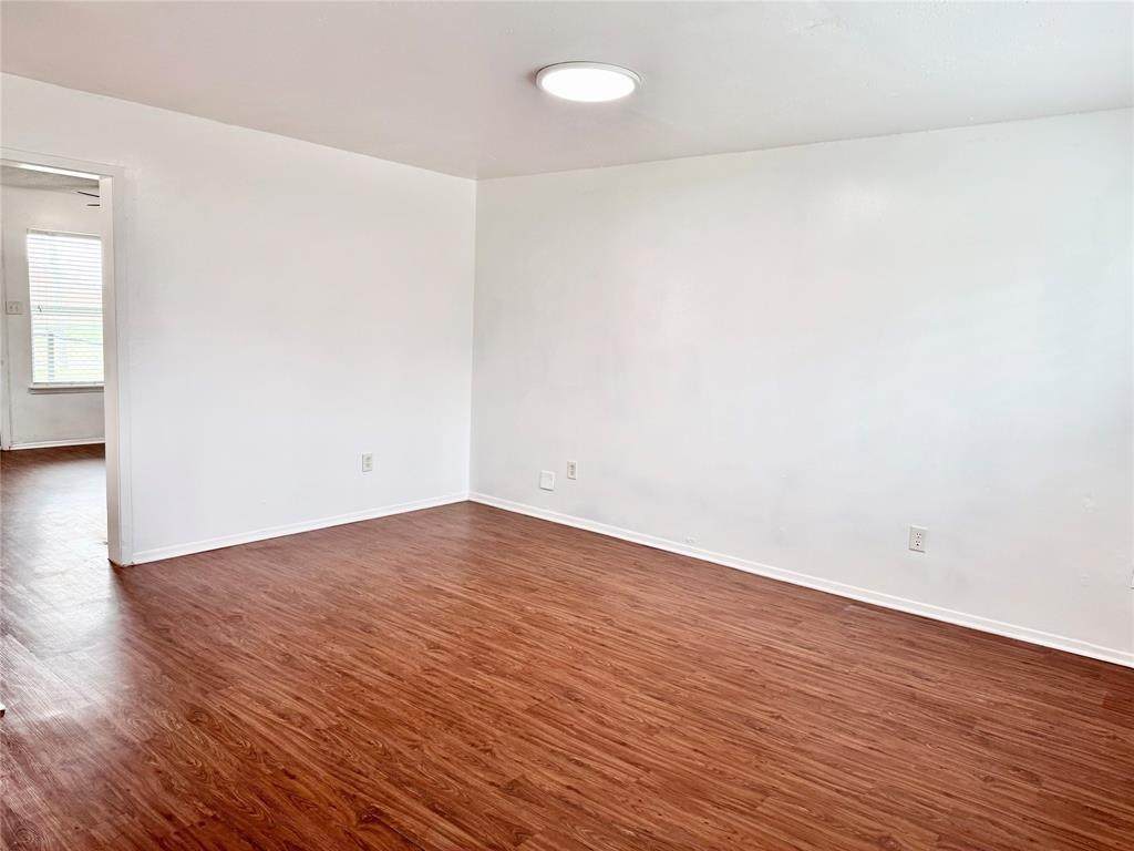 441 Thomas Street - Photo 1