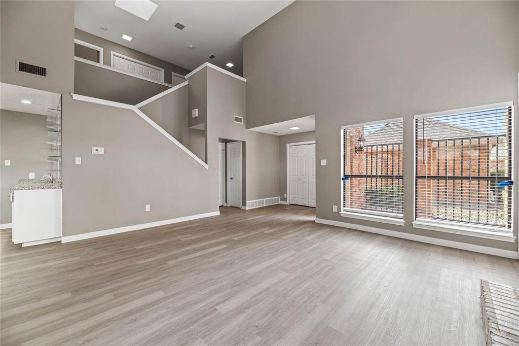 6205 Bellaire Drive - Photo 1