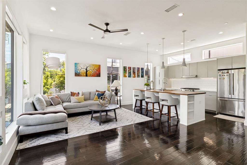 4811 Manett Street - Photo 1