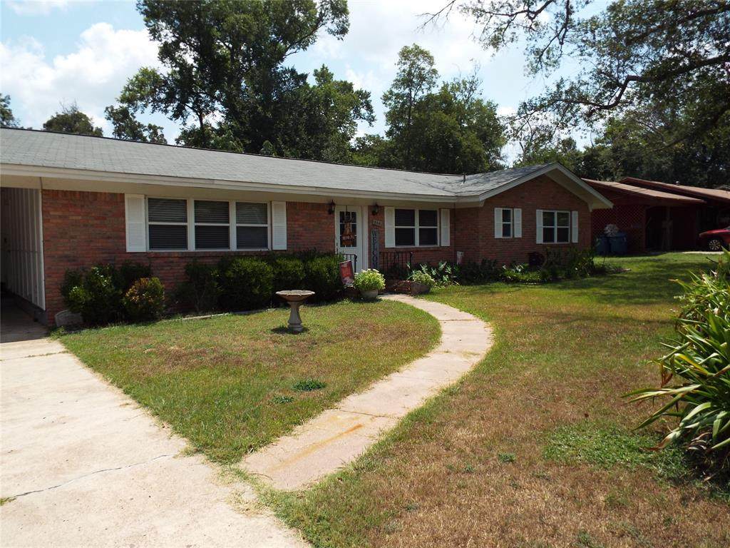 808 Shady Trail - Photo 1