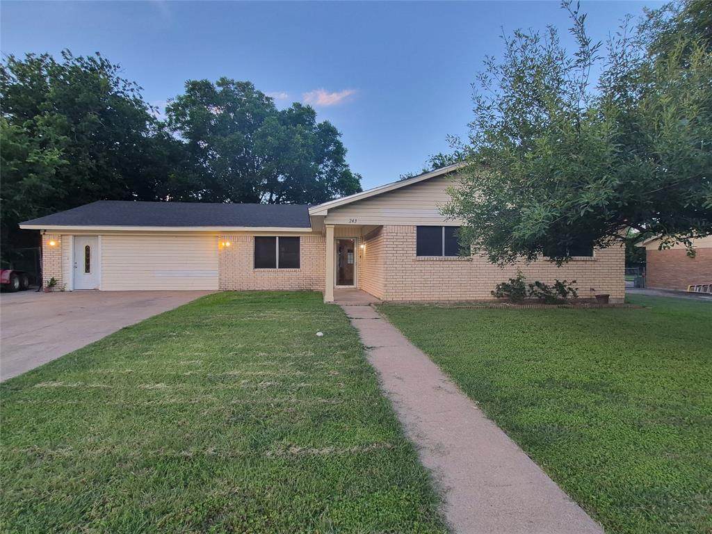 243 Weldon Drive - Photo 1