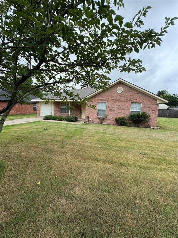 1109 Riggins Street - Photo 1