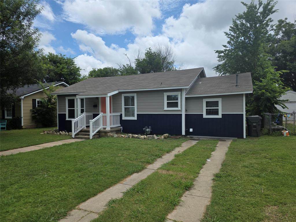 2804 Summer Avenue - Photo 1