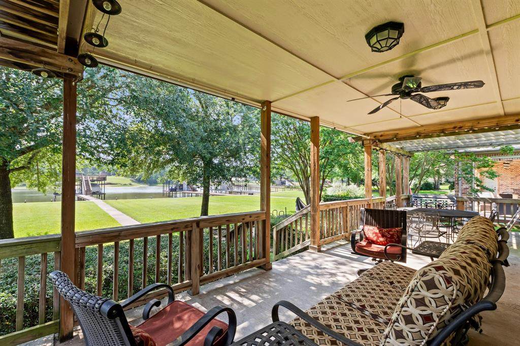 194 Bushwhacker Drive - Photo 1