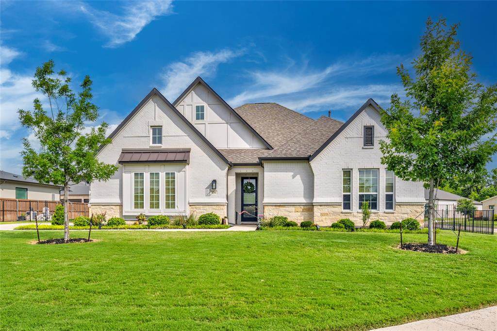 131 Aberdeen Boulevard - Photo 1