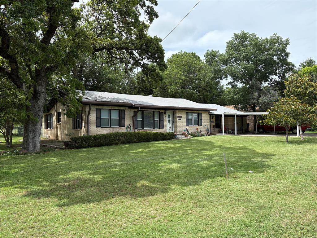 323 Fisher Street - Photo 1