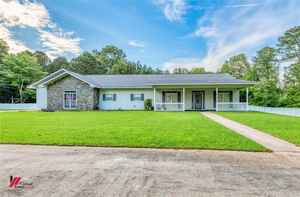 1580 Machen Drive - Photo 1