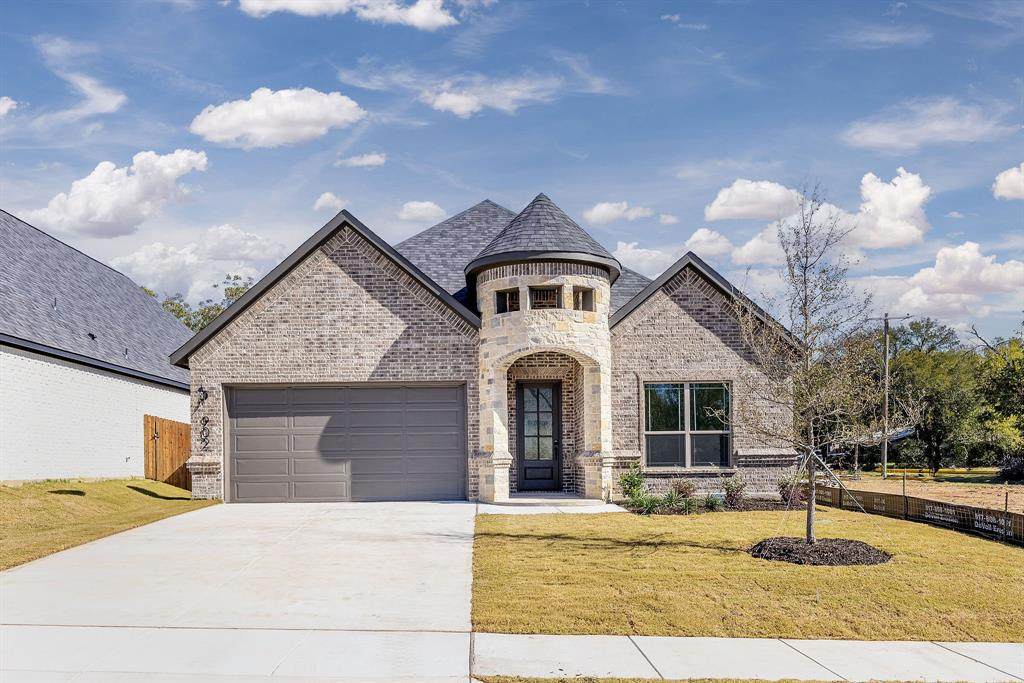 902 Boston Lane - Photo 1