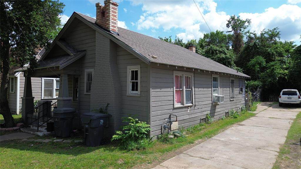 3523 Edgewood Street - Photo 1